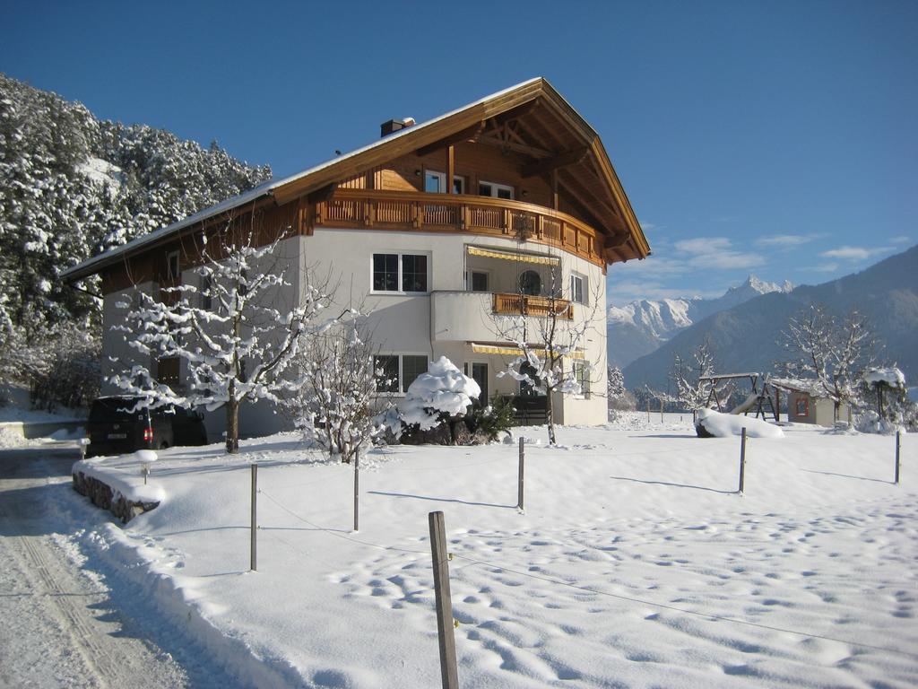 Ferienwohnung Gundolf Christine Arzl im Pitztal Habitación foto