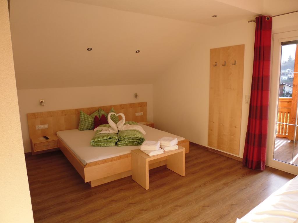 Ferienwohnung Gundolf Christine Arzl im Pitztal Habitación foto